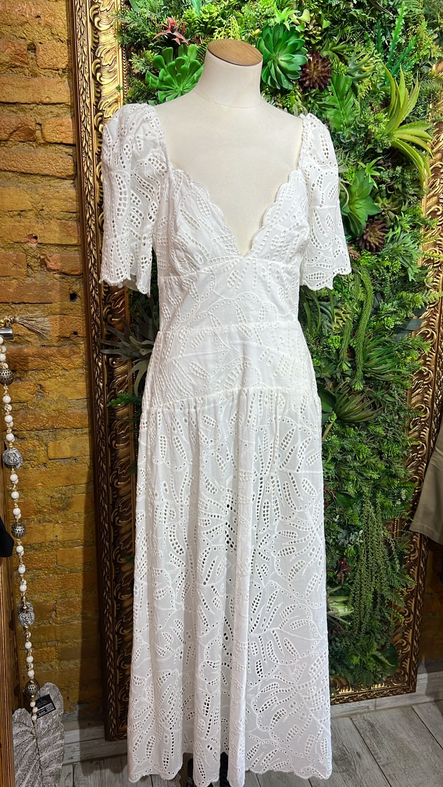 Vestido FARM novo branco tamanho M